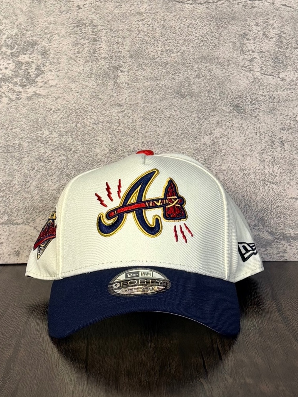 New Era Atlanta Braves 1996 World Series 9FORTY Cream Navy Snapback Hat